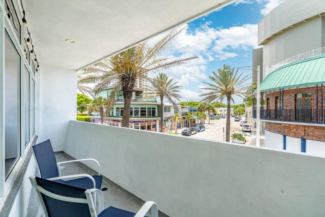 The Purple Pelican Beachfront With Ocean Balcony Unit 3 Fort Lauderdale Eksteriør bilde