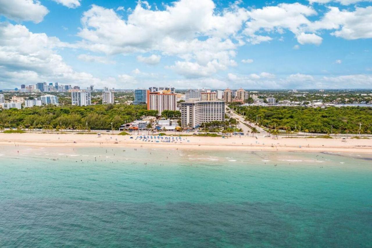 The Purple Pelican Beachfront With Ocean Balcony Unit 3 Fort Lauderdale Eksteriør bilde