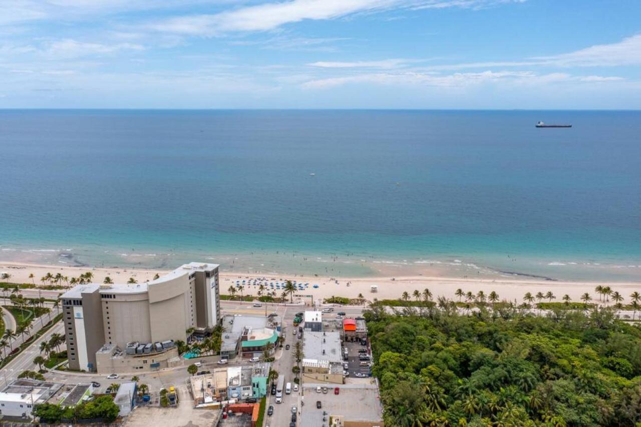 The Purple Pelican Beachfront With Ocean Balcony Unit 3 Fort Lauderdale Eksteriør bilde