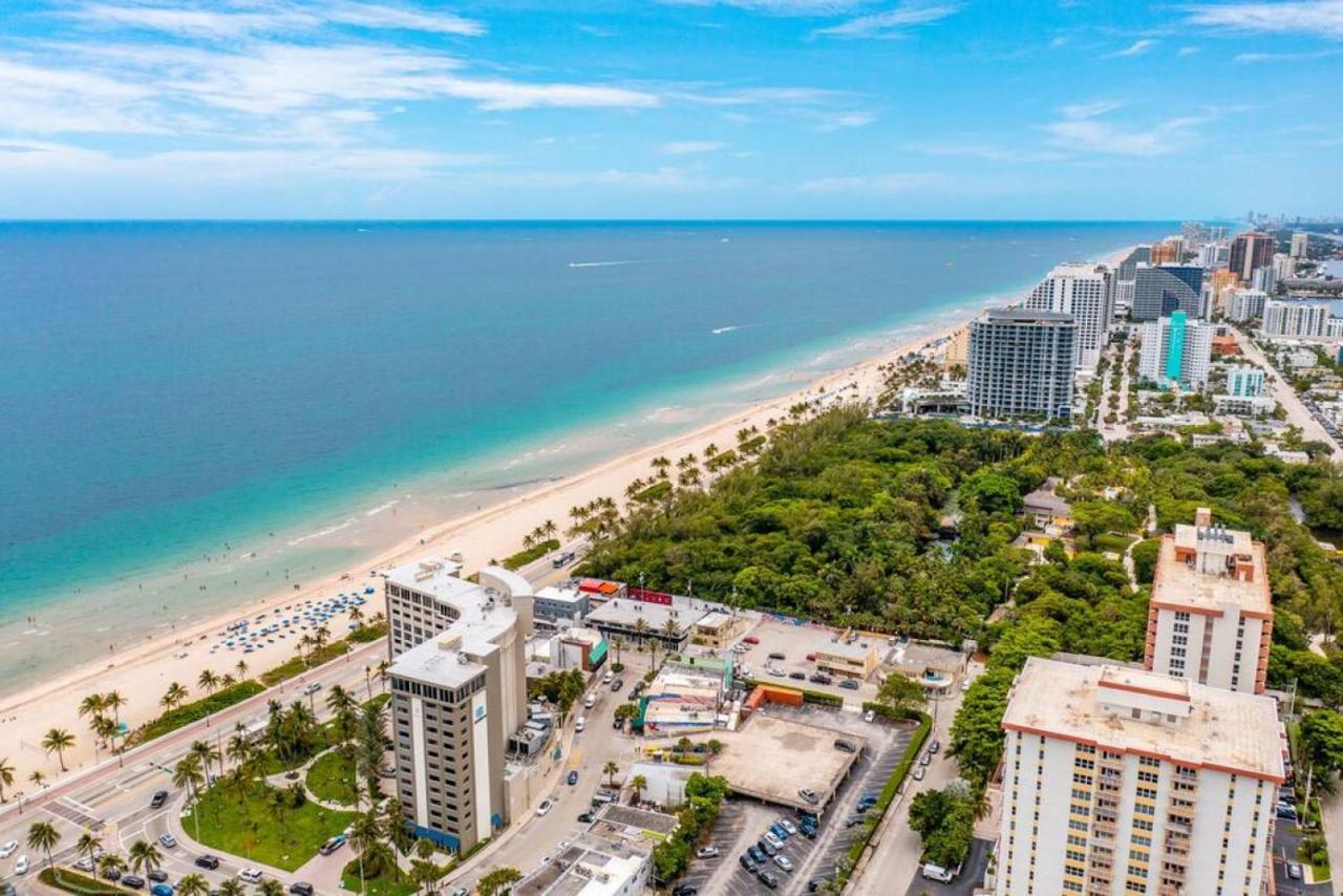 The Purple Pelican Beachfront With Ocean Balcony Unit 3 Fort Lauderdale Eksteriør bilde