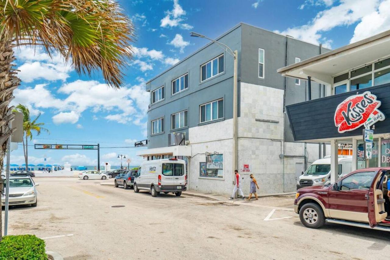 The Purple Pelican Beachfront With Ocean Balcony Unit 3 Fort Lauderdale Eksteriør bilde