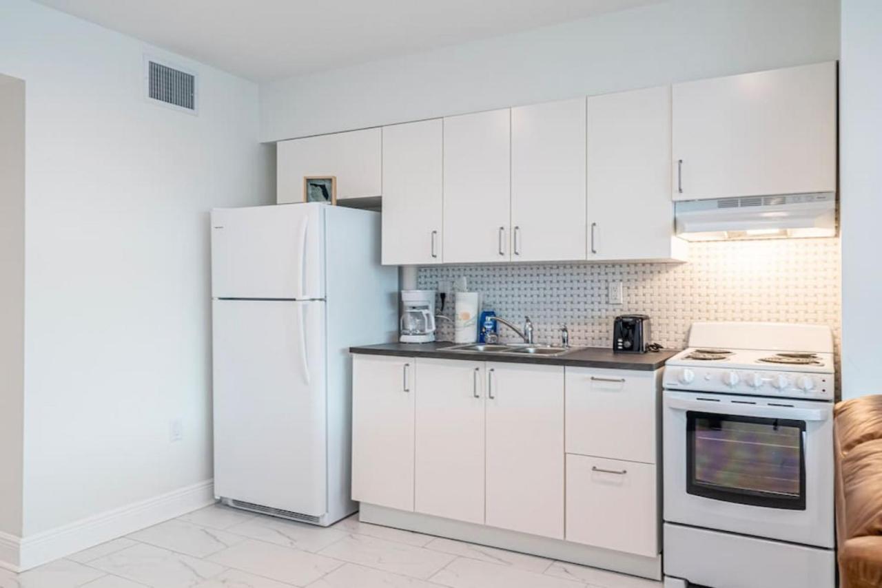 The Purple Pelican Beachfront With Ocean Balcony Unit 3 Fort Lauderdale Eksteriør bilde